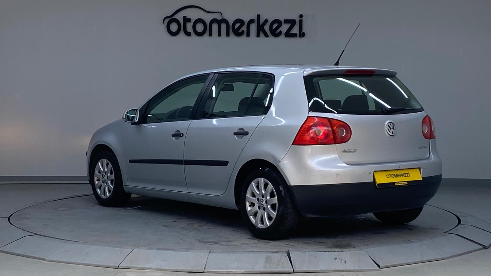 VOLKSWAGEN GOLF 2